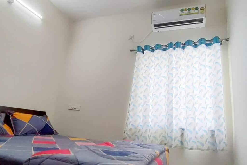 Servostay 2 Bhk Fully Furnished In Hafeezpet #302 Hyderabad Luaran gambar